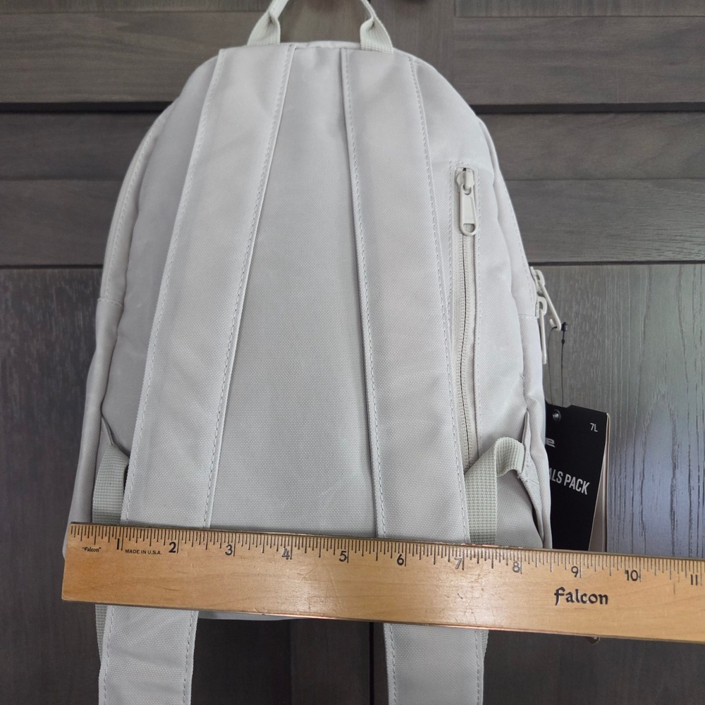 Dakine Essentials Pack Mini Backpack Silver Lining Recycled Material 7L - Picture 15 of 16